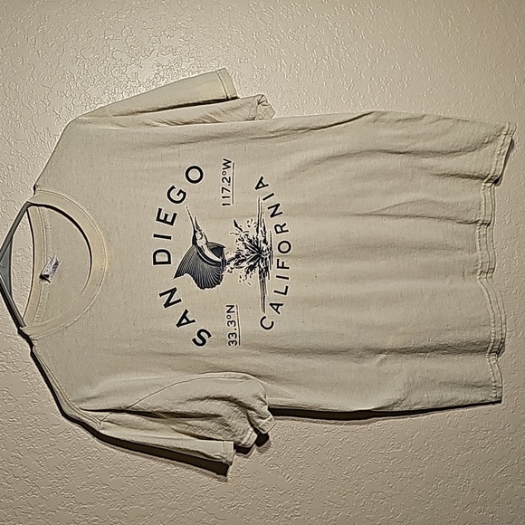 San Diego California Marlin Longitute Latitude Tan TShirt Medium - Picture 1 of 6